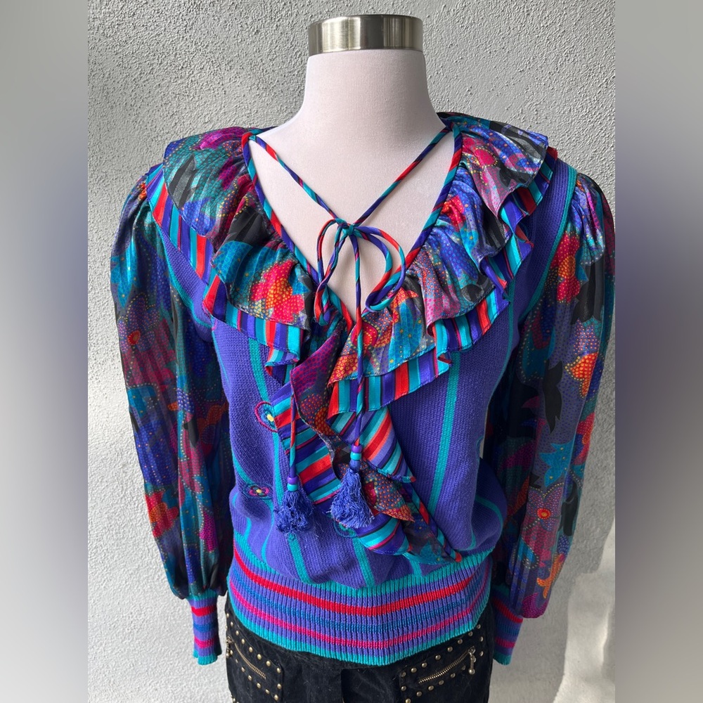 Vintage Jaylee Papell Vibrant Multicolor Bohemian V-Neck Sweater w/Ruffles Sz S